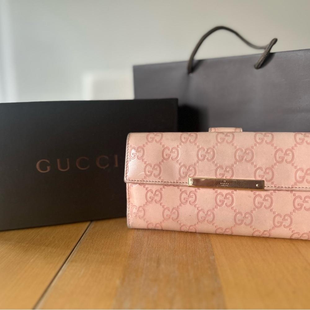 Gucci Pink Women's Wallet